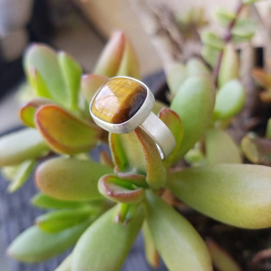 Tiger's eye ring