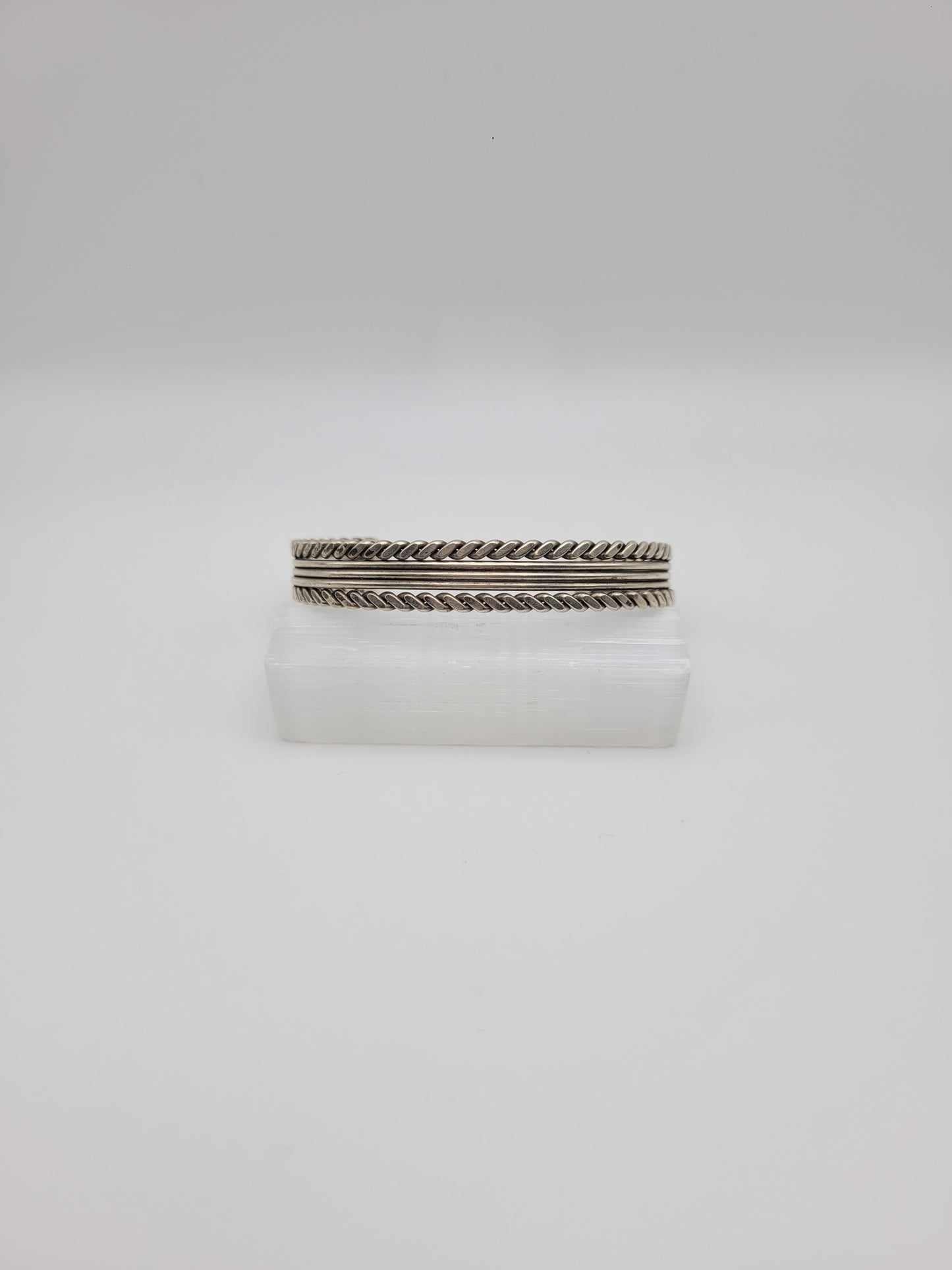 Tahe Sterling cuff